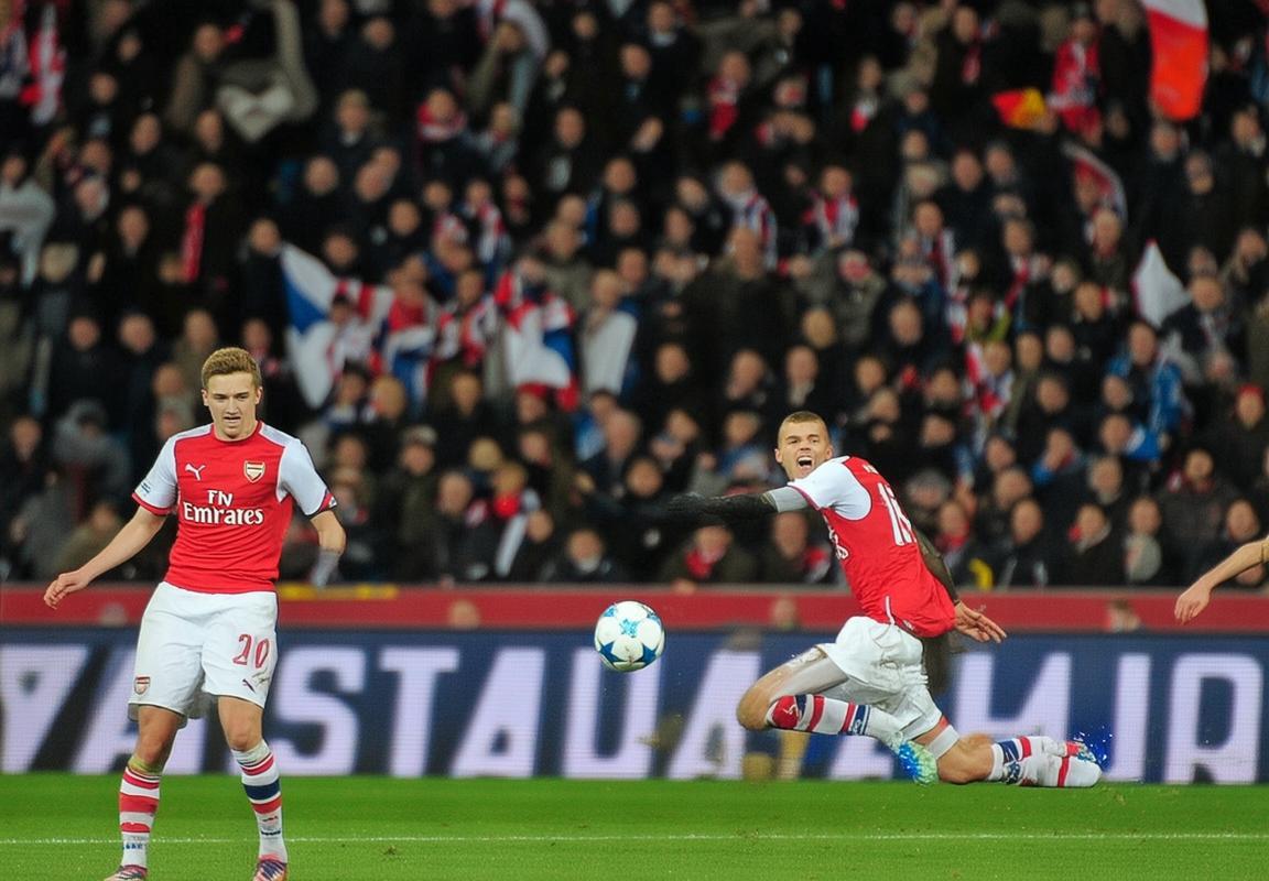 总价6750万欧元！北伦敦双雄报价相同，埃泽选择枪手只因归属感